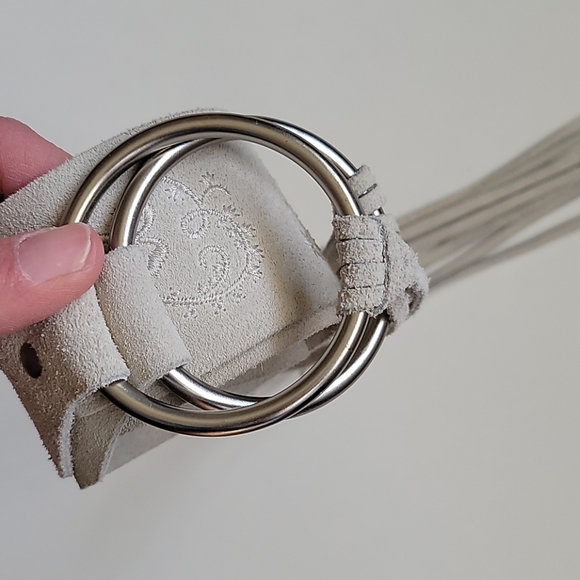 Express leather fringe belt size medium - Picture 1 of 5